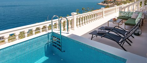 Biệt thự | Hiên