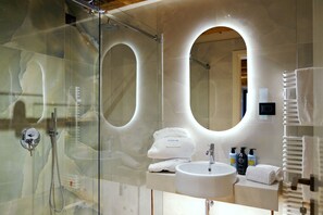 Deluxe Room | Bilik Mandi