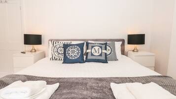 4 bedrooms, individually decorated, individually furnished, free WiFi