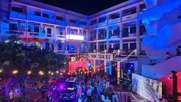 1 quarto, ferros/tábuas de passar roupa, Wi-Fi, roupa de cama