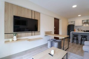 Interior - w* | Minimalist 2BR in Miraflores (Miraflores)