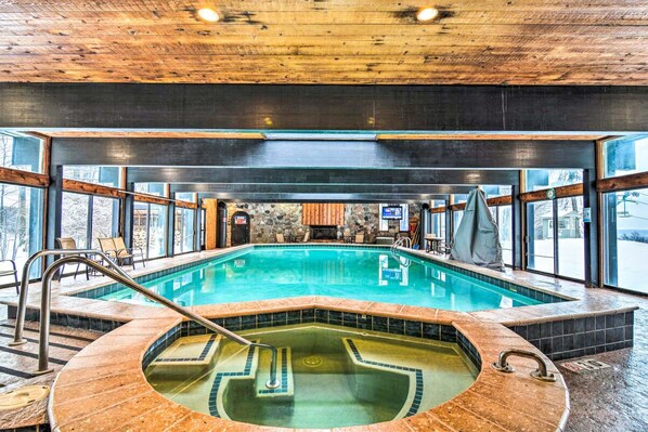 Indoor pool, outdoor pool - Very Private Updated 2Br Condo on the Summit. Walking distance to all the fun. (Bellaire)
