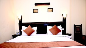 Superior Double Room | Free WiFi, bed sheets - Hotel Ram Vilas By Fork Plaza (Jaipur)