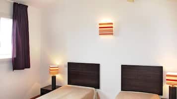 2 ๊ฐ์ ์นจ์ค, ์ ์์ฉ ์นจ๋, ํ ์ฒด์ด๋ก ์ด์ฉ ๊ฐ๋ฅ