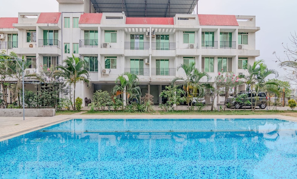2 Star Hotels