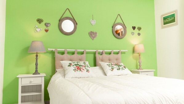 Habitación estándar | 1 dormitorio, caja fuerte, wifi gratis y ropa de cama