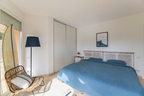 Villa | Iron/ironing board, cots/infant beds - Lagrange Vacances - Eden Parc Golf (Lacanau)