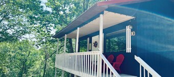 Little Owl Private Cabin #10 - Sleeps 6. Resort Pool-Spa. SDC 1 mi. Dogs ok!