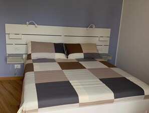2 Schlafzimmer, Bügeleisen/Bügelbrett, Reisekinderbett, kostenloses WLAN