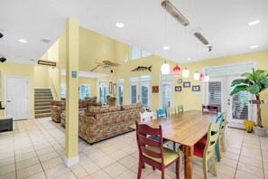 Dining - 🌊Beach Service-Maravilla Pools & Hot Tub-3BR SEA Ya on the Turnaround (Miramar Beach)