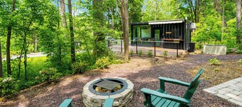 Cute Riverside Cabin w Hot Tub, Fire Pit, & Kayaks
