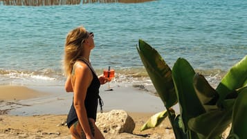 Playa privada cerca, servicio de transporte a la playa y bar en la playa