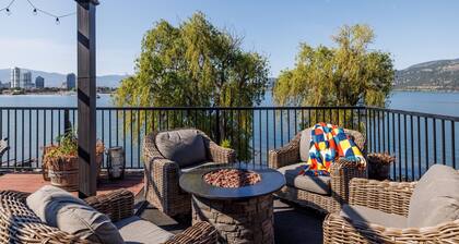 Beautiful & Private Downtown Lakeside Space/King Bed/2 Patios/BBQ &Dog-Friendly!