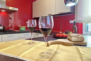 Private kitchen - [Charming Shelter at the SEA]Wi-Fi parking Climate (Porto San Giorgio)