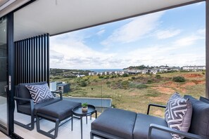 Property grounds - Luxurious Apartment in Ballito (Cape Town)