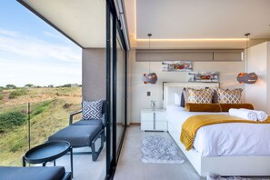 4 Schlafzimmer, Zimmersafe, Bügeleisen/Bügelbrett, Internetzugang