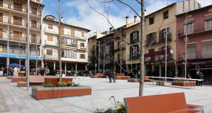 PUIGCERDA X - Two Bedroom Apartment, Sleeps 4