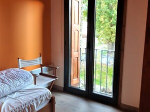 2 bedrooms - House 2 rooms Fireplace, Charm and Views, 5km from Llívia (Saillagouse)