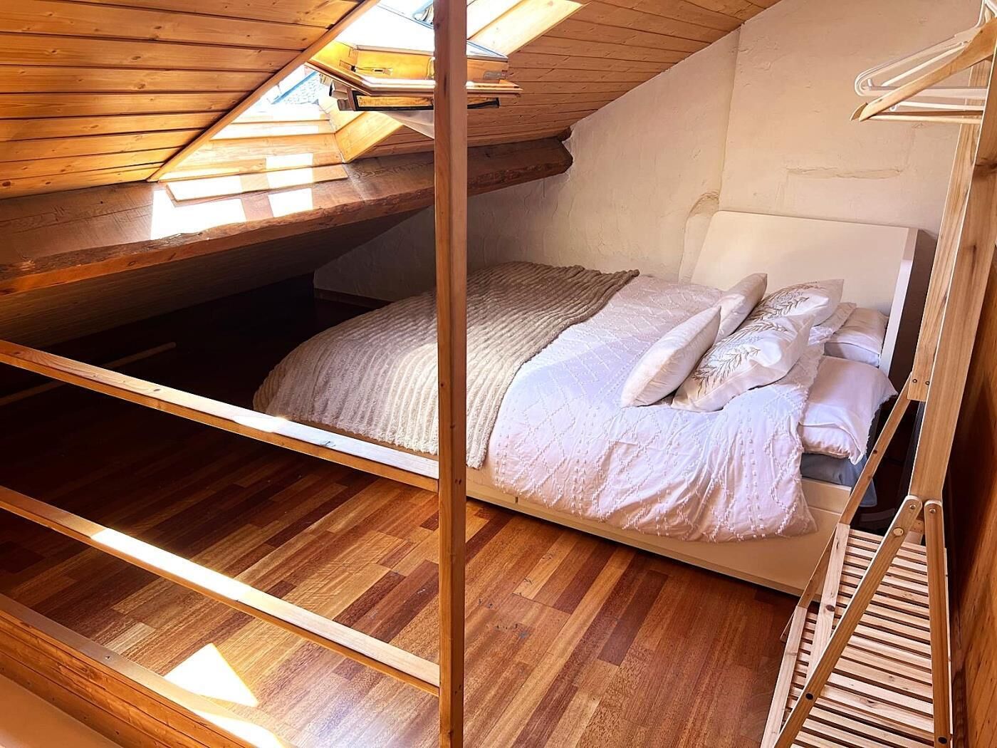 3 bedrooms, Internet