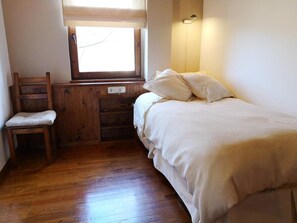 3 室のベッドルーム、インターネット