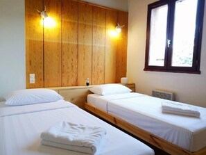 3 chambres, accès Internet