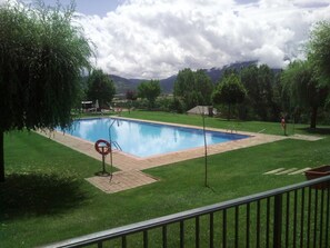 Pool - Apartment 3 rooms Fireplace, Private Garden & Cadí Views (Ger)