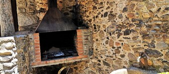 House 3 rooms 8 Pax, Fireplace, Private Garden & BBQ