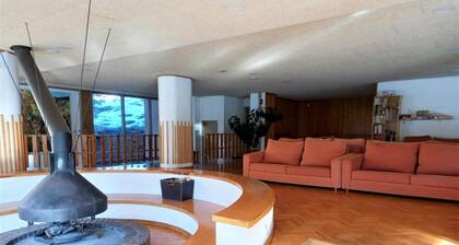 Duplex 3 Bed Parking, Ski Storage & Games Room