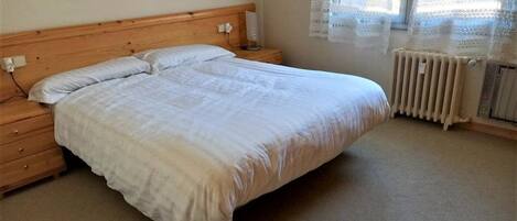 4 bedrooms, Internet