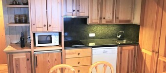 LA MOLINA I - Three Bedroom Apartment, Sleeps 8