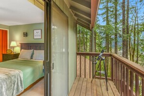 House | 4 bedrooms - Lakeview Lookout in Hoodsport (Hoodsport)