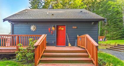 Seal Rock Cottage in Brinnon