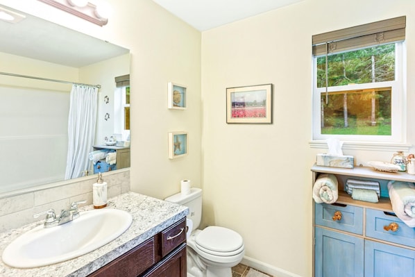 House | 2 bedrooms - Seal Rock Cottage in Brinnon (Brinnon)