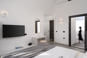 1 bedroom, iron/ironing board, WiFi, bed sheets - Akri Suite Vourvoulos (Thera)