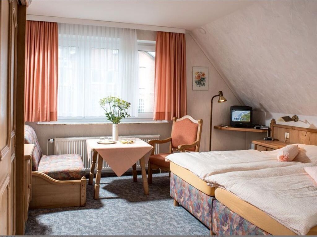Doppelzimmer 4 - Pension Wiesengrund - Garding