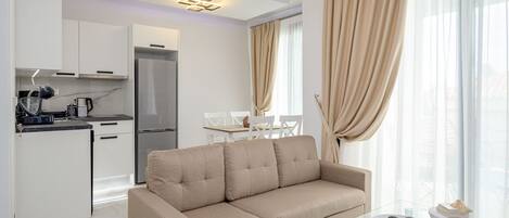 Télévision à écran plat