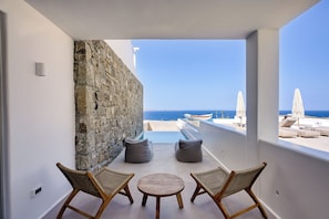 Junior Suite | Terrace/patio - Paola Sunset Mykonos (Mykonos)