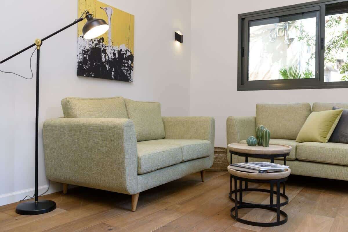 Sunny Tel Aviv Retreat W Spacious Private Garden - Tel Aviv