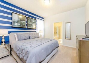 7 bedrooms, iron/ironing board, WiFi, bed sheets