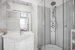 Hair dryer - Mirande 2 - Appt avec vue mer proche plage (Port-Vendres)