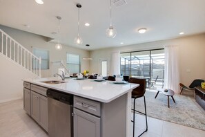 Interior - Pool! Family Value! Epic Resort 6 mi 2 Disney-8916 (Kissimmee)