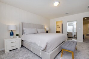 5 bedrooms, iron/ironing board, WiFi, bed sheets - Pool! Family Value! Epic Resort 6 mi 2 Disney-8916 (Kissimmee)