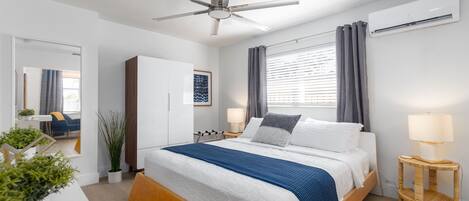 Schreibtisch, kostenloses WLAN, Bettwäsche