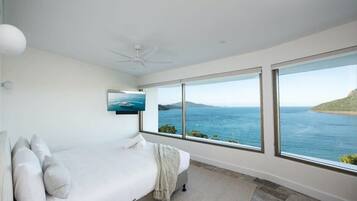 8 dormitorios, escritorio, tabla de planchar con plancha y wifi