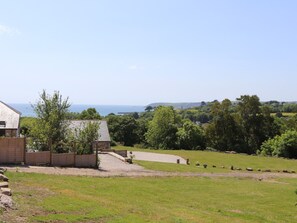 Property grounds - Little Pip (Penzance)