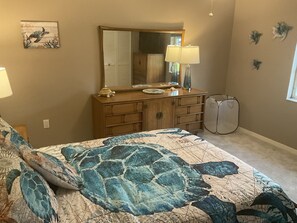 3 bedrooms, desk, iron/ironing board, travel crib -  SNewly remodeled 3 bedroom 2 bath private pool home and hot tub close to beach (Englewood)