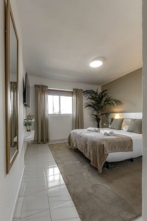 1 bedroom, iron/ironing board, free WiFi, bed sheets