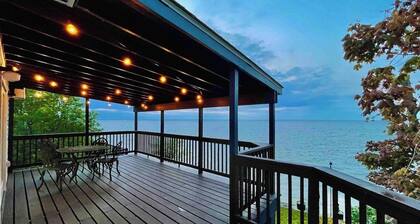 Lakehouse Loft · Private cottage near Niagara Falls with lake view