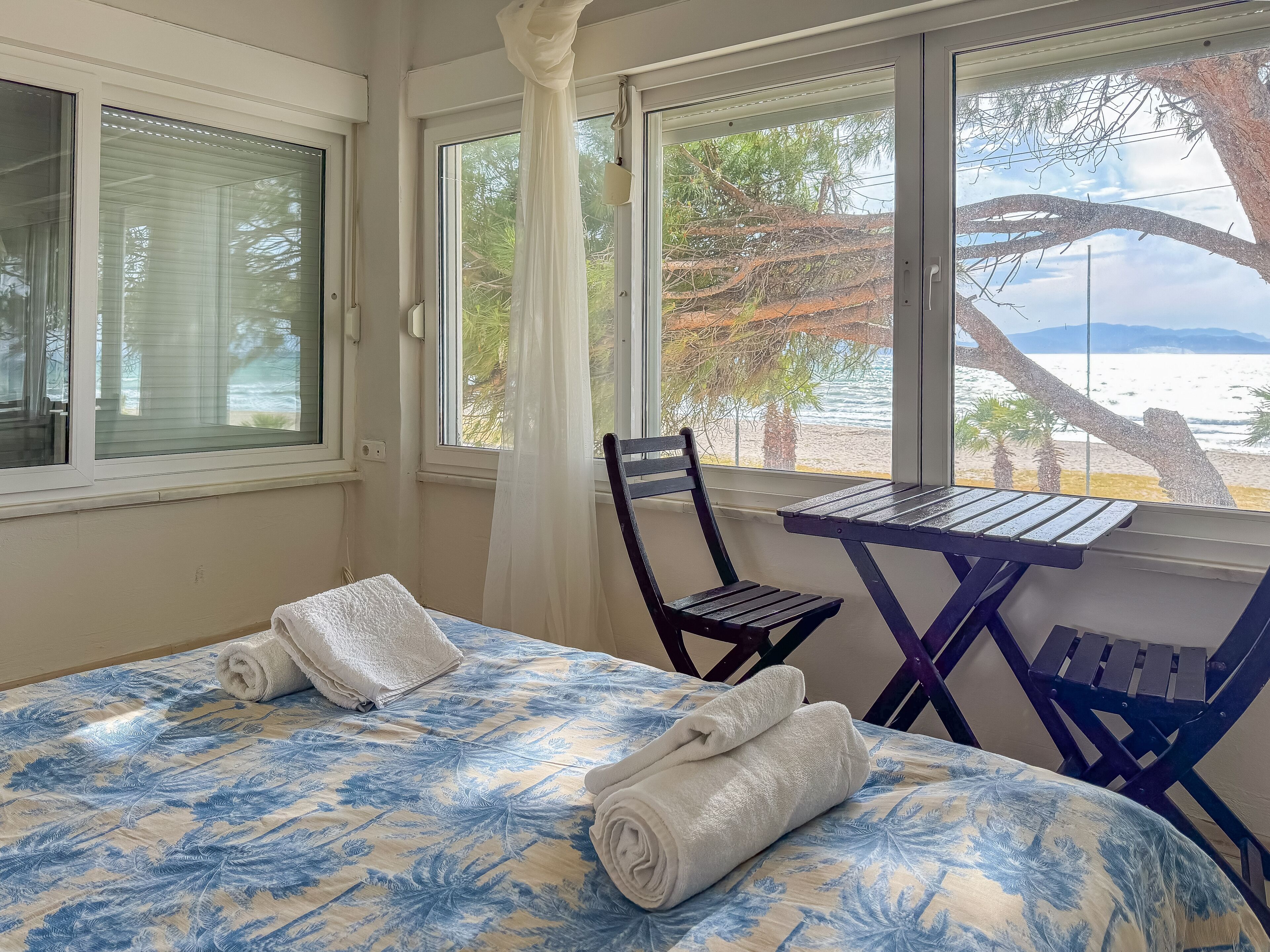 4 多间卧室、办公桌、熨斗/熨衣板、旅行婴儿床