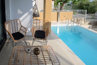 Superior Luxury Maisonette Vrachos with Private Pool